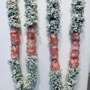 Handcrafted Peach Rose & Baby’s Breath Floral Haar
