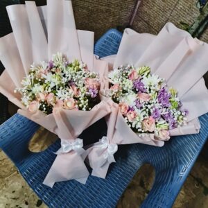 Mixed Flowers Mini Bouquet {pair 9k} [single 5k}