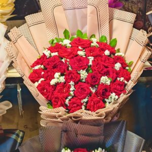 Red Rose & White Statice Bouquet