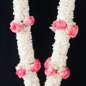 PINK ROSE AND WHITE HAAR