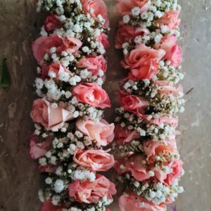 pink rose and baby breath kangan
