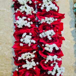 RED ROSES AND BABY BREATH KANGAN