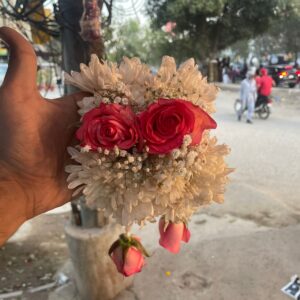 pink rose and baby breath kangan